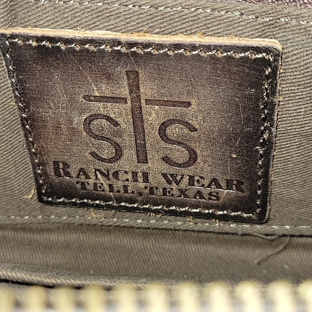 STS Ranchwear Southwestern Stripe Tapestry Leather Zip Around Wallet